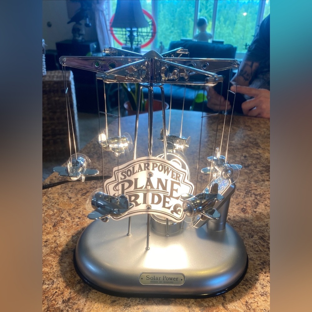 COPY - Solar/Electric Powered Plane Ride Animated Sculpture/Lamp